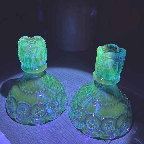 L.E. Smith Other - LE Smith Colonial Blue Moon & Stars Candlesticks Blue Glass UV Reactive Pair